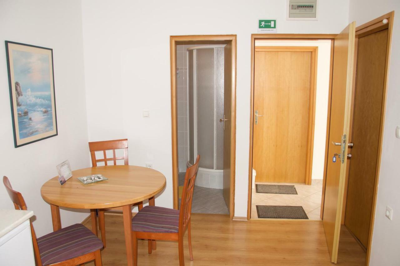 Apartment Viveniti Кленовица Экстерьер фото