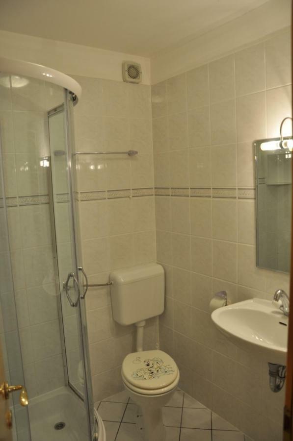 Apartment Viveniti Кленовица Экстерьер фото
